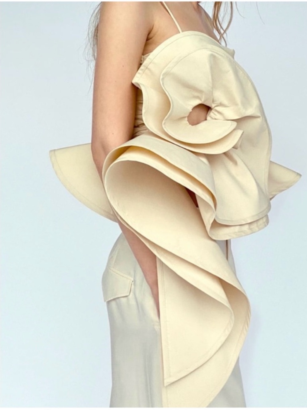 New ZARA voluminous flower floral ruffle Cream Strap Peplum Top size small - Picture 7 of 13